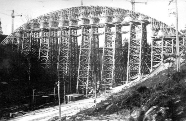 Lehrgerüst der Teufelstalbrücke