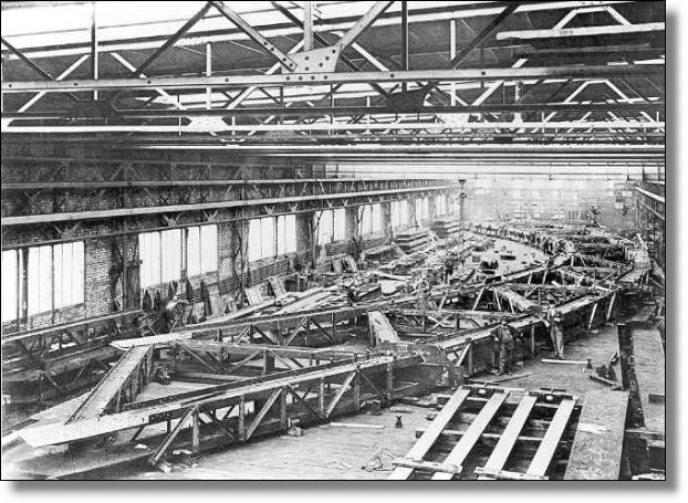 Vormontage des Bogens im Werk Gustavsburg