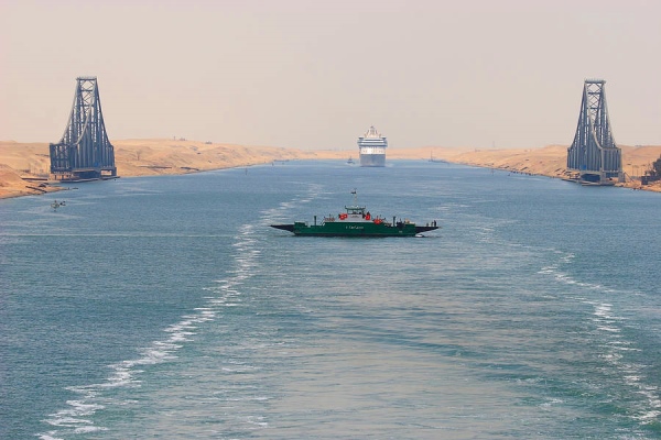 Drehbrücke am Suez-Kanal