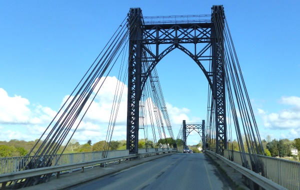 Pont de Lezardrieux